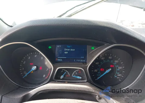 2014 Ford Focus S z USA, uszkodzony, nr VIN 1FADP3E28EL427561